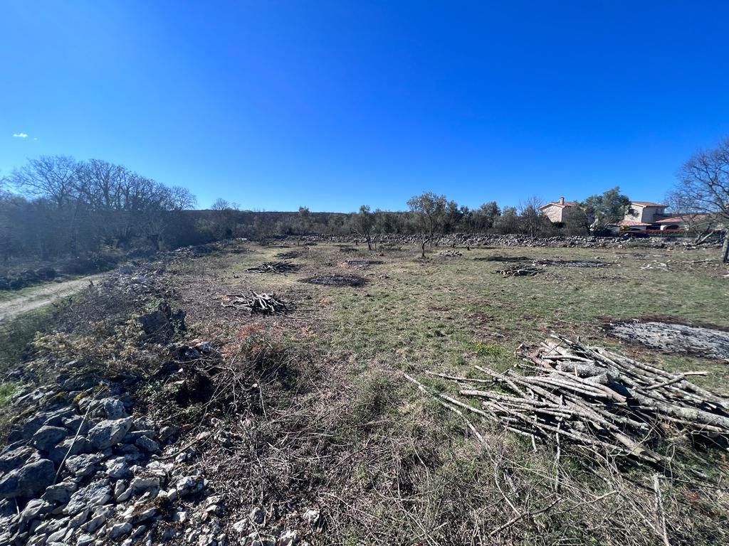 Gradbeno zemljišče, mirno okolje - Malinska, Sabljiči