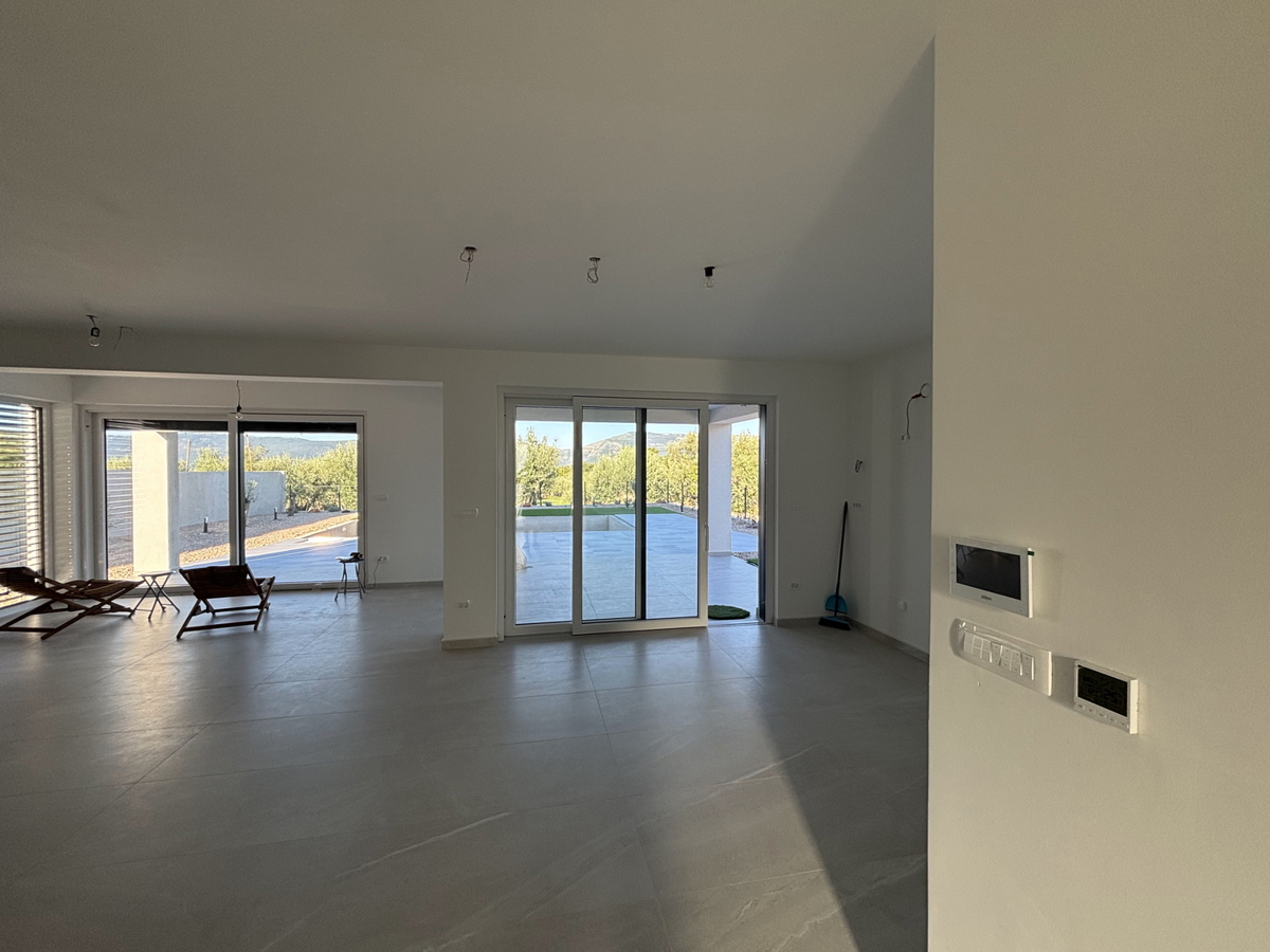 Moderna luksuzna vila s bazenom in pogledom na morje – Brzac, otok Krk