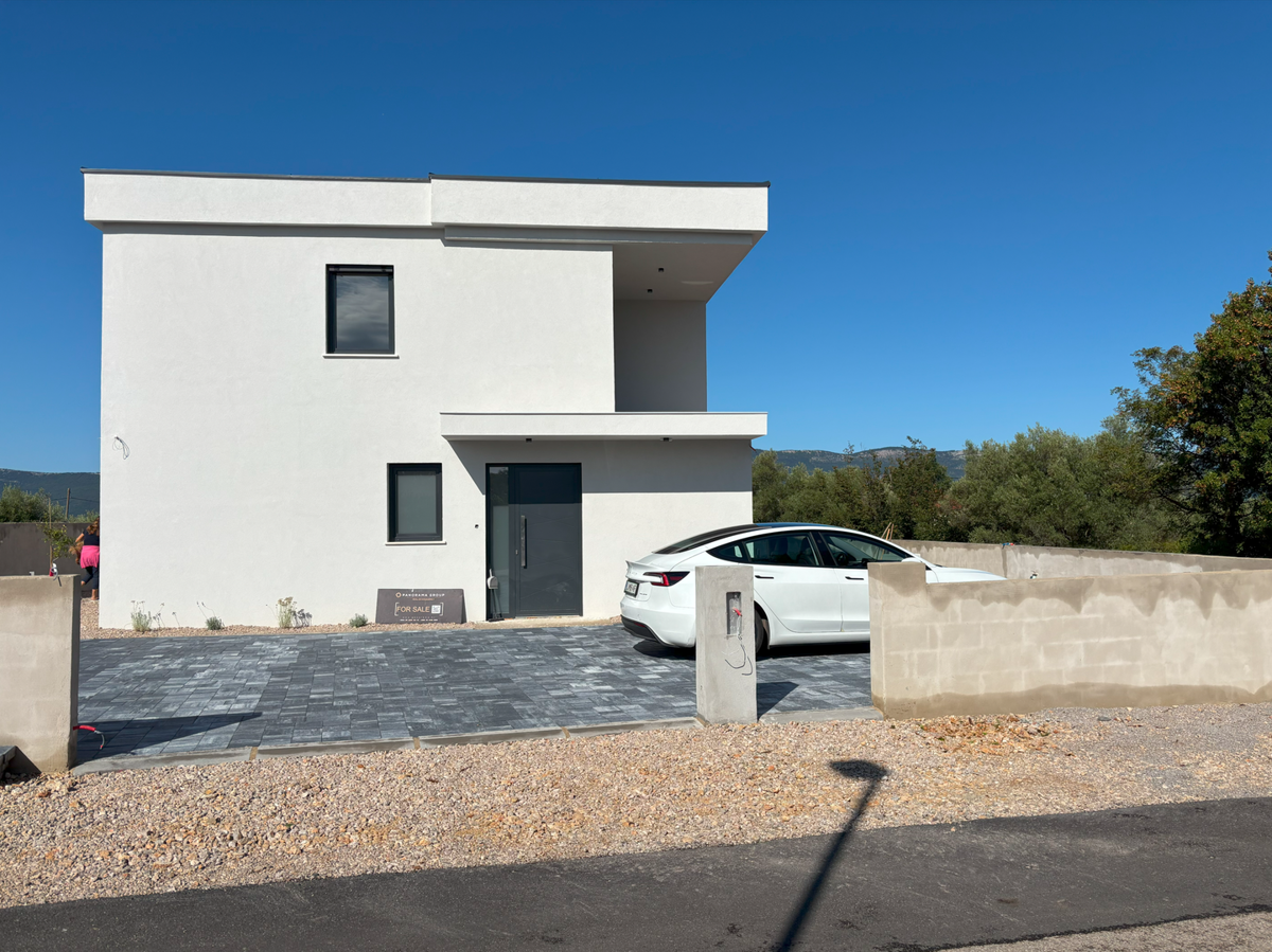 Moderna luksuzna vila s bazenom in pogledom na morje – Brzac, otok Krk