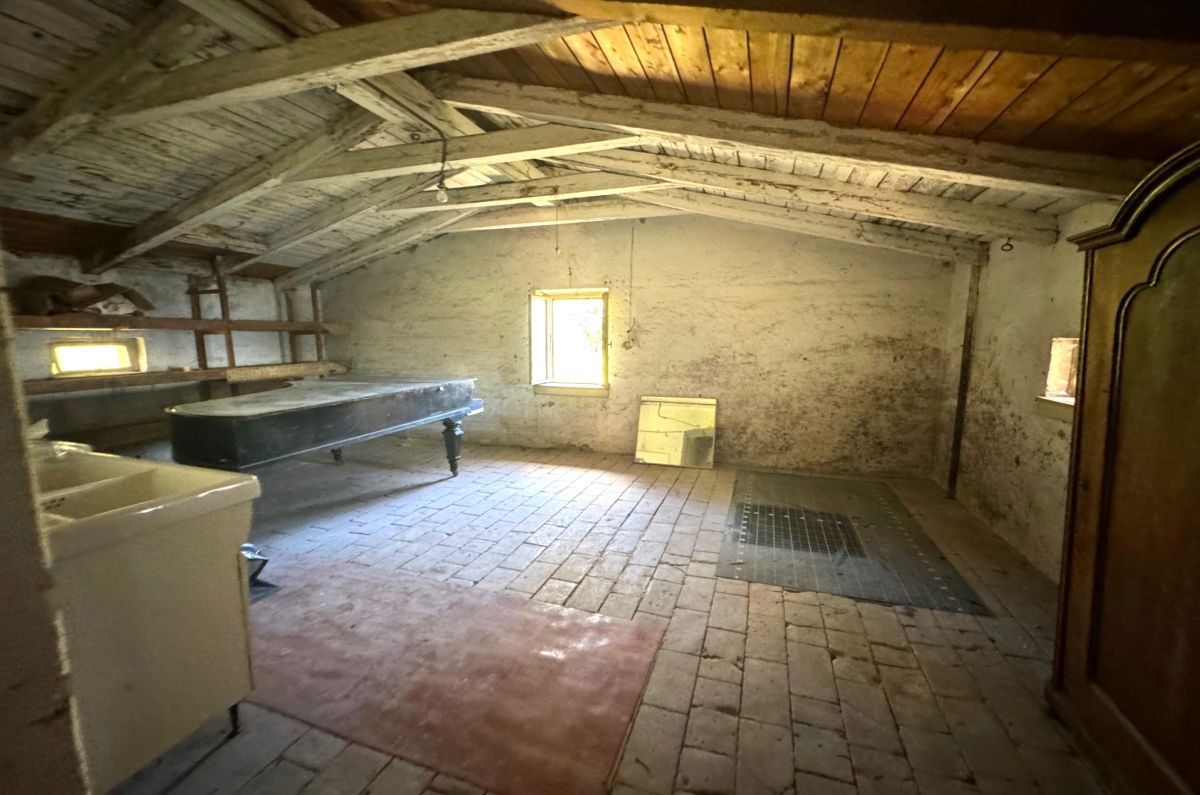 Avtohtona hiša na mirni lokaciji, Opatija