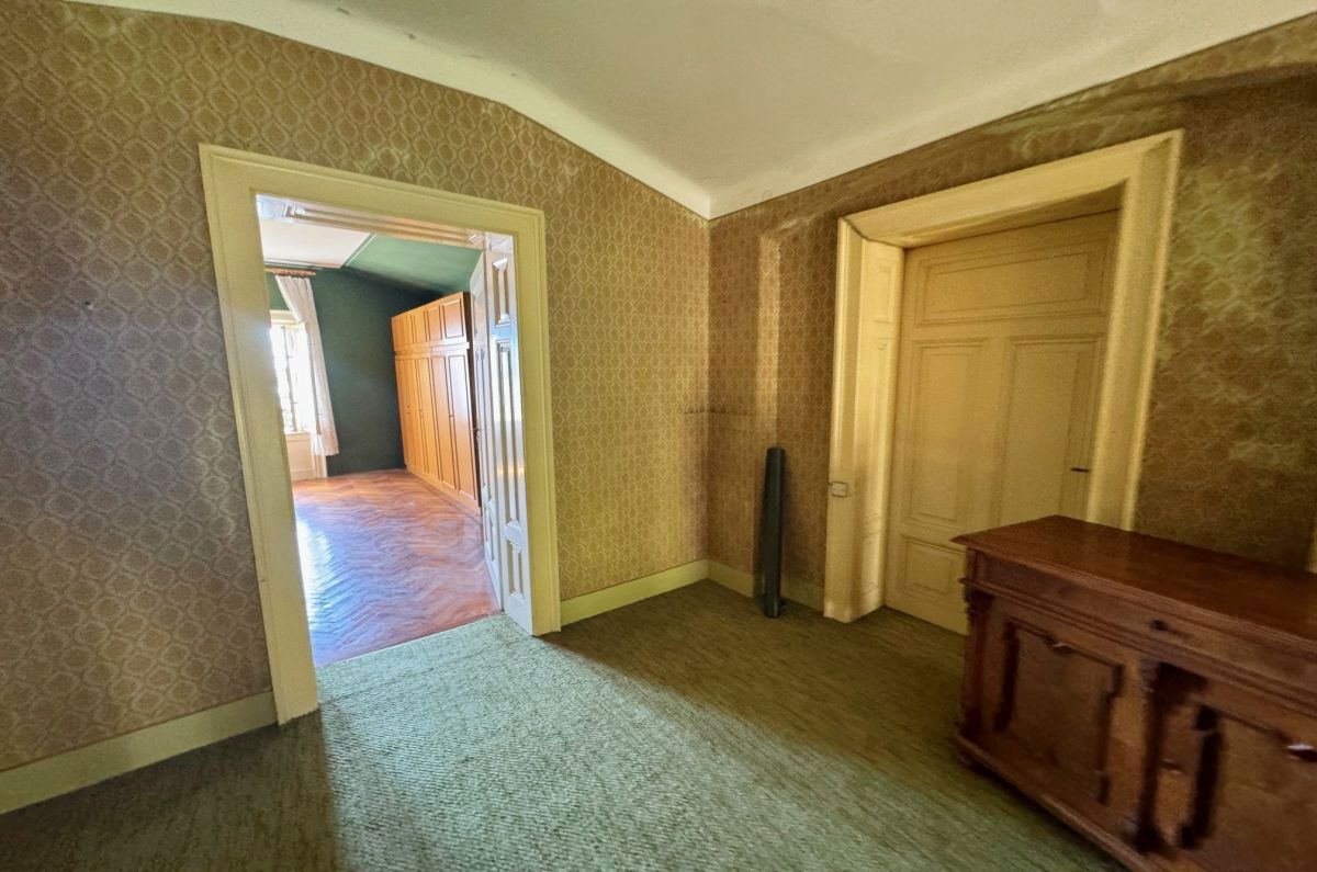 Avtohtona hiša na mirni lokaciji, Opatija