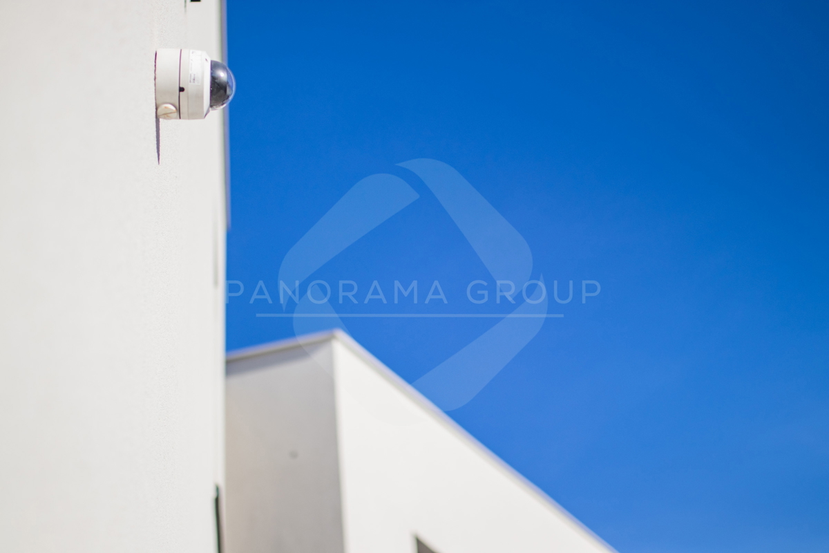 Luksuzna vila z bazenom, savno in telovadnico – Muraj, otok Krk