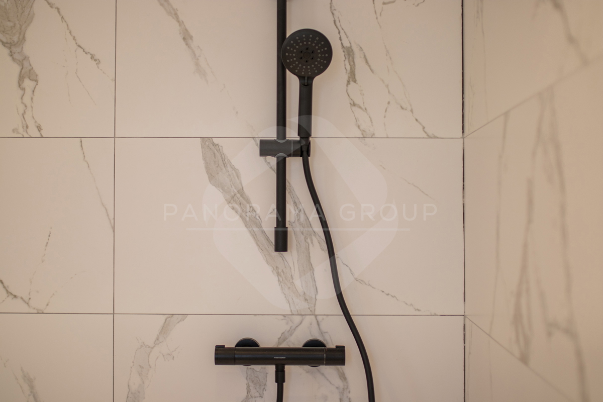 Luksuzna vila z bazenom, savno in telovadnico – Muraj, otok Krk