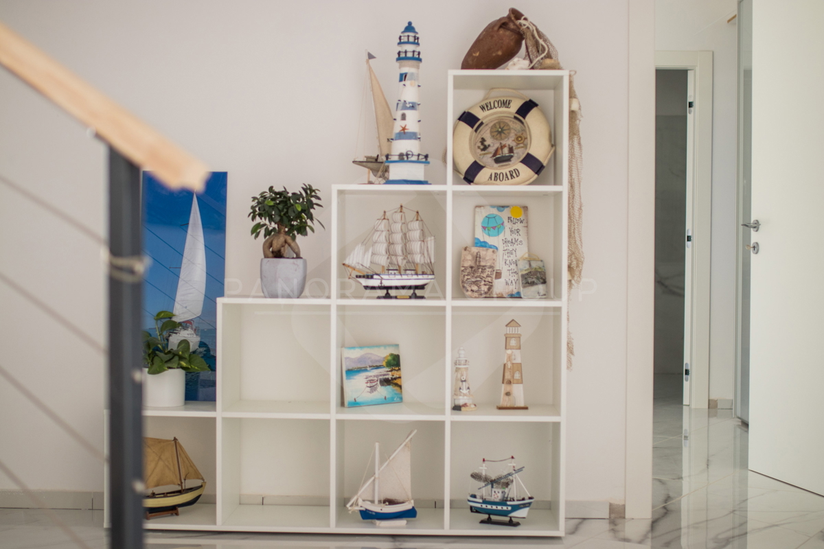 Luksuzna vila z bazenom, savno in telovadnico – Muraj, otok Krk