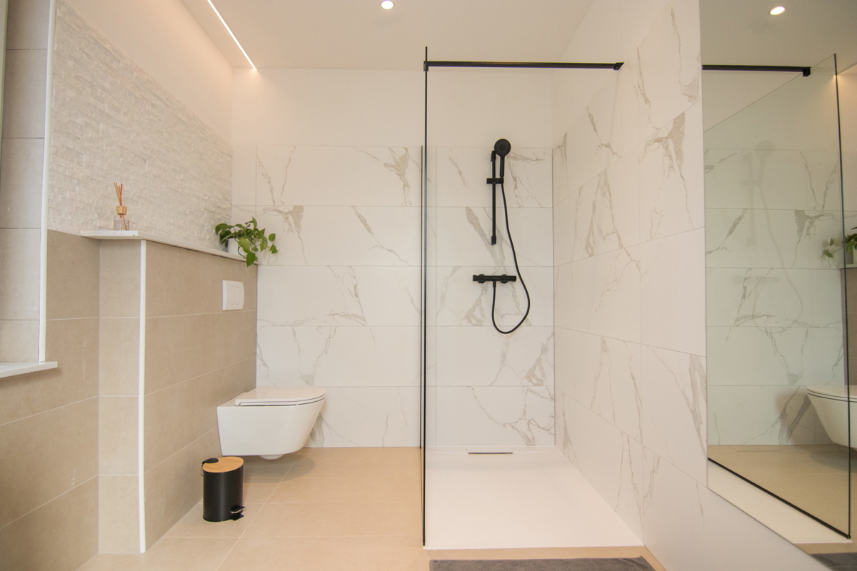 Luksuzna vila z bazenom, savno in telovadnico – Muraj, otok Krk