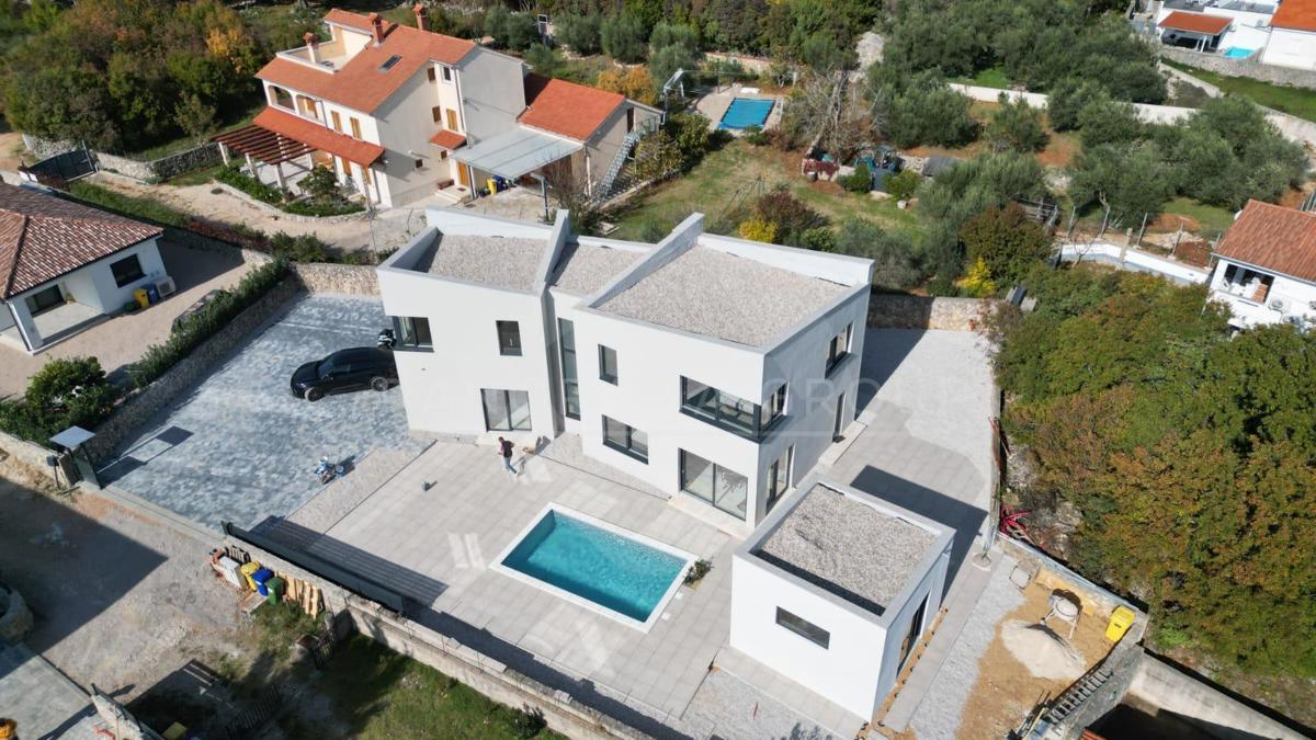 Luksuzna vila z bazenom, savno in telovadnico – Muraj, otok Krk