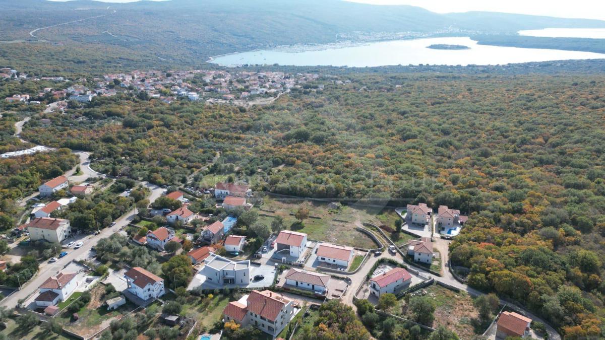 Luksuzna vila z bazenom, savno in telovadnico – Muraj, otok Krk