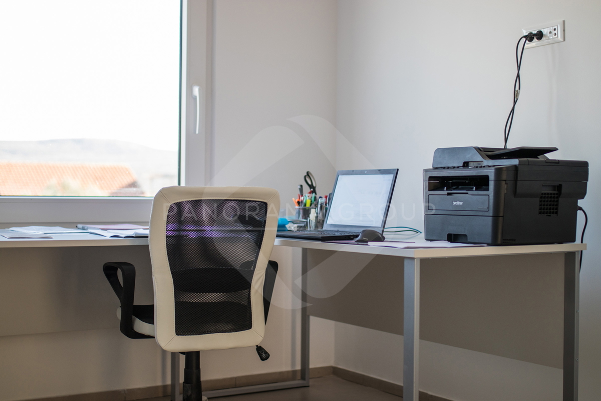 Luksuzna vila z bazenom, savno in telovadnico – Muraj, otok Krk