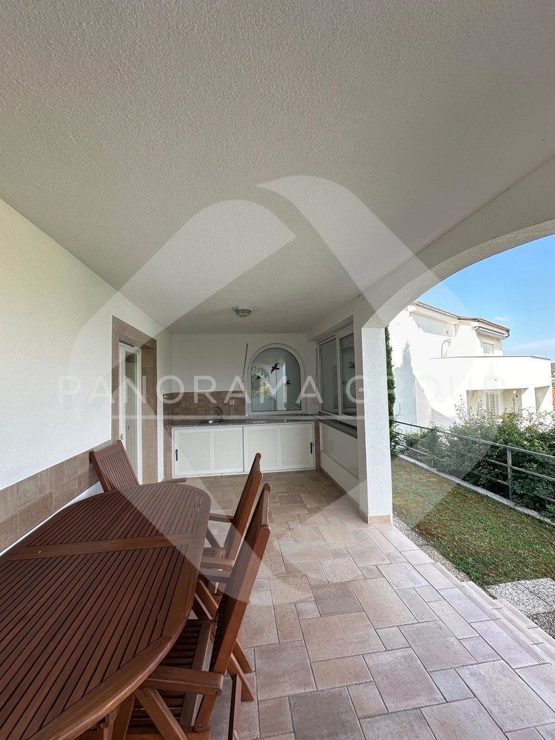 Samo kod nas - opremljen apartma s pogledom na morje - Klimno