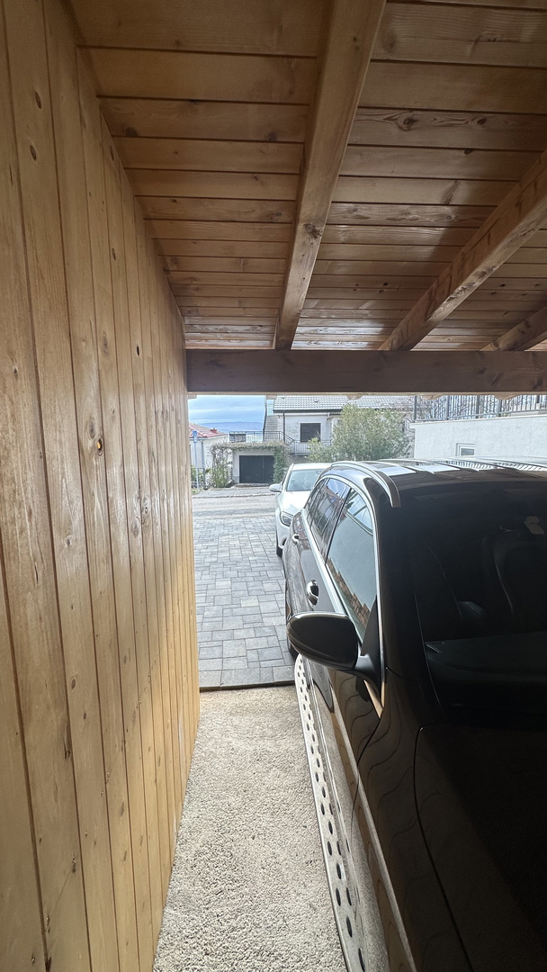 Sončno stanovanje s pogledom na morje in dvema terasama – 250 m od plaže, Dramalj