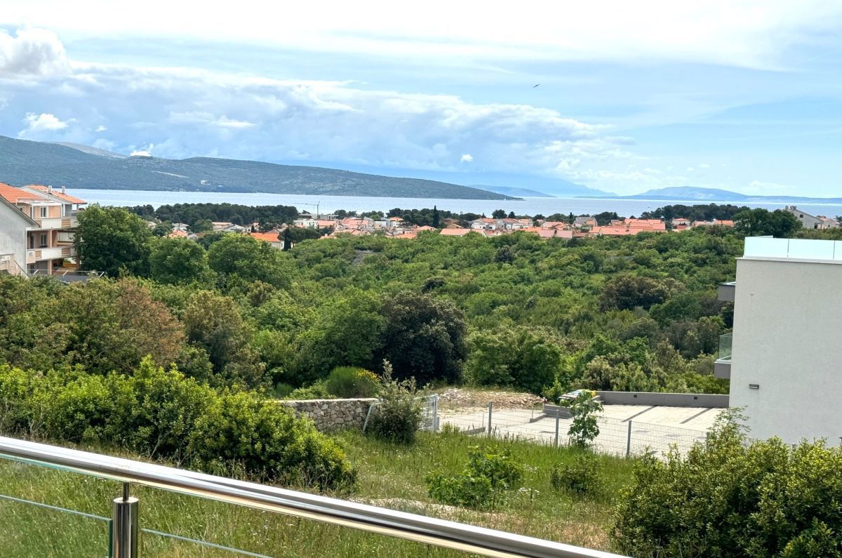 Opremljen stan s bazenom in pogledom na morje - mesto Krk