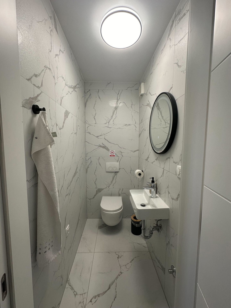 Luksuzni apartma z bazenom, pogled na morje, blizina morja - Malinska