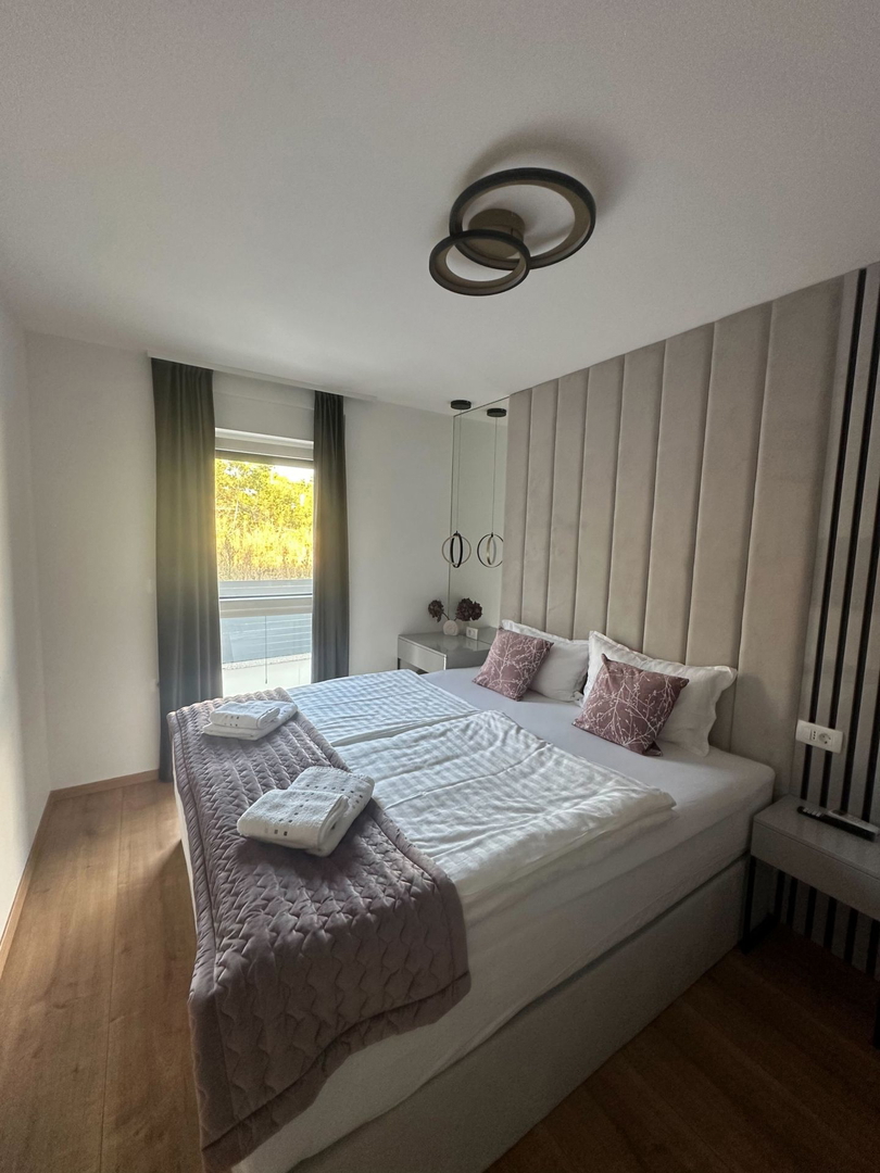 Luksuzni apartma z bazenom, pogled na morje, blizina morja - Malinska