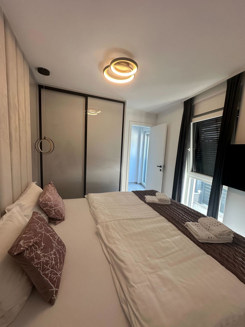 Luksuzni apartma z bazenom, pogled na morje, blizina morja - Malinska