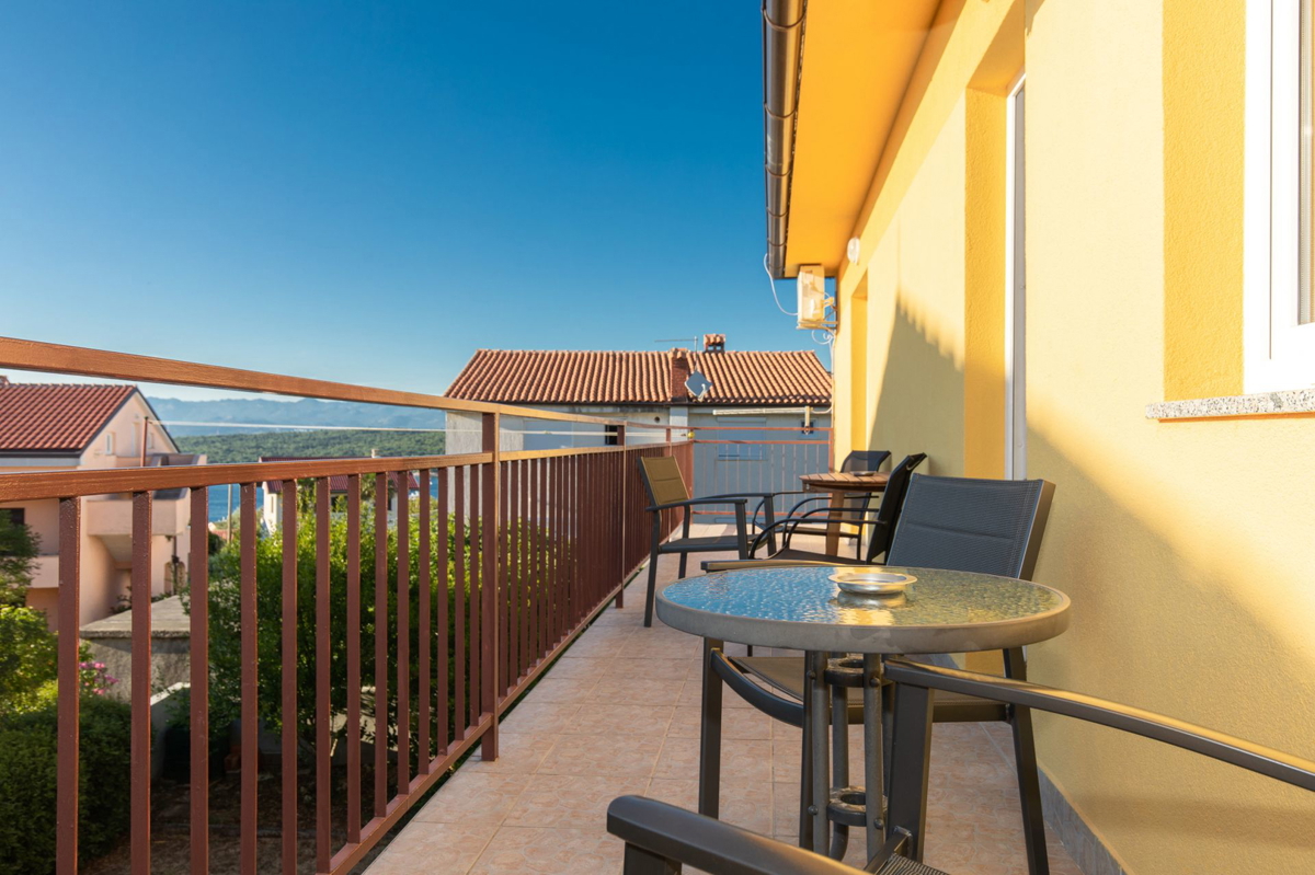 Novourejen apartma, 130 m2