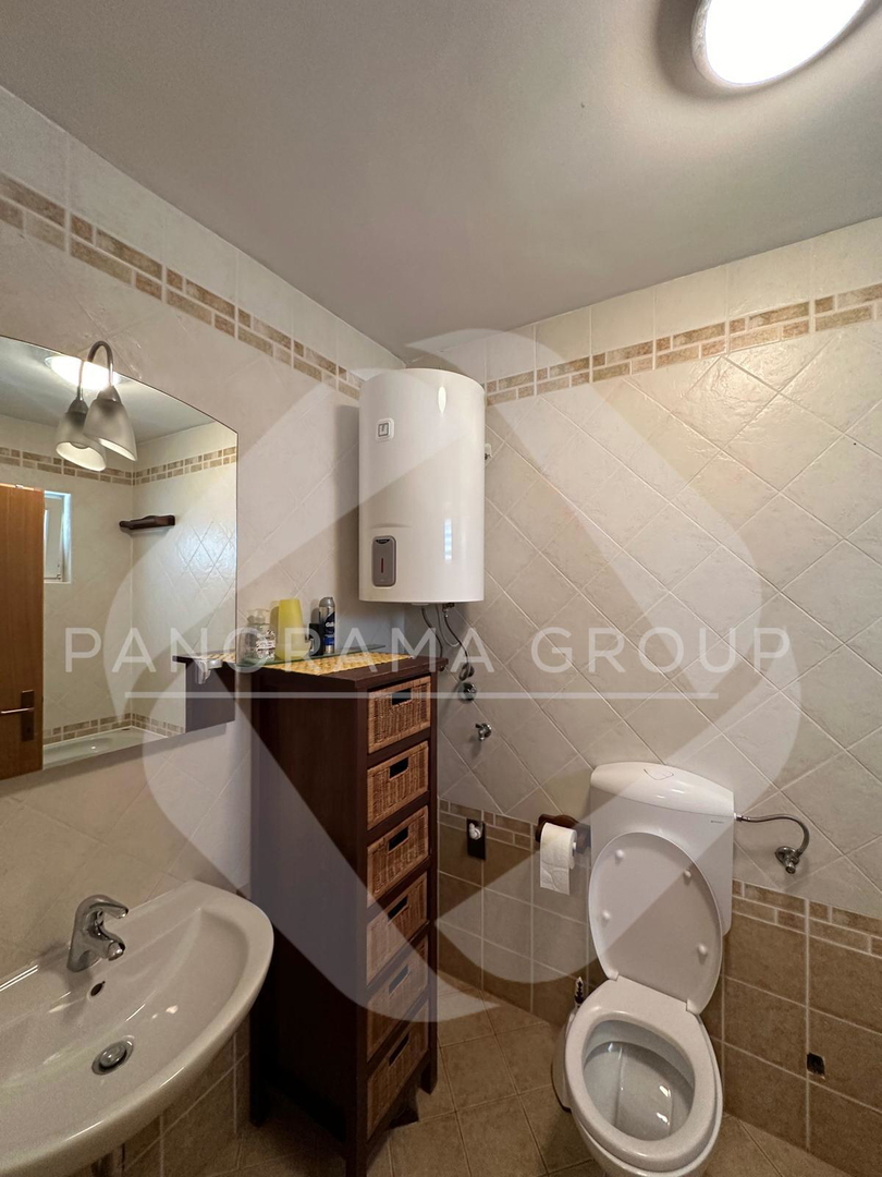 Novo, samo kod nas! Apartma z vrtom, 100 m od morja in plaže, Klimno
