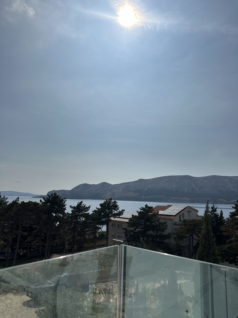 Dvije luksuzne novogradnje, ekskluzivna lokacija - Baška