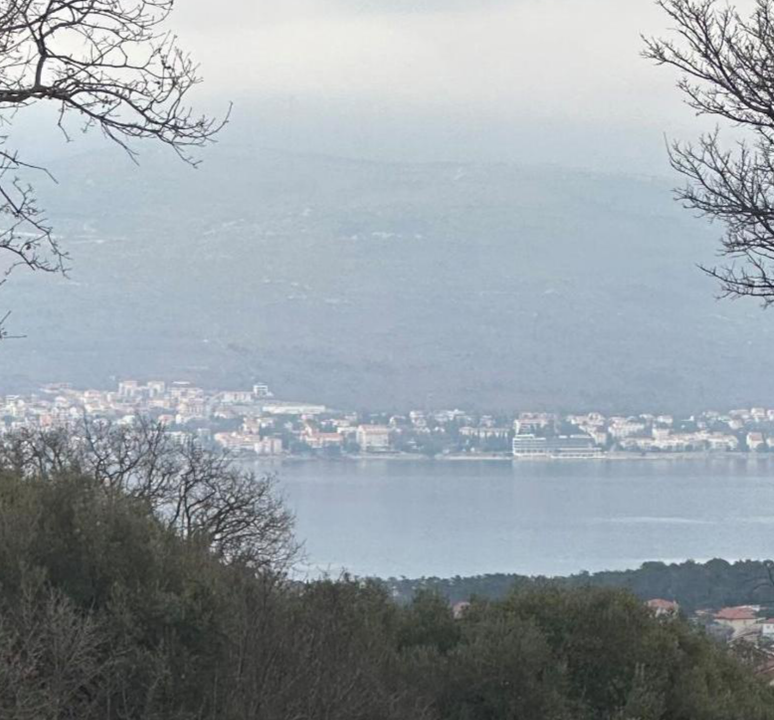 Gradbena zemljišča z gradbenim dovoljenjem – Šilo, otok Krk