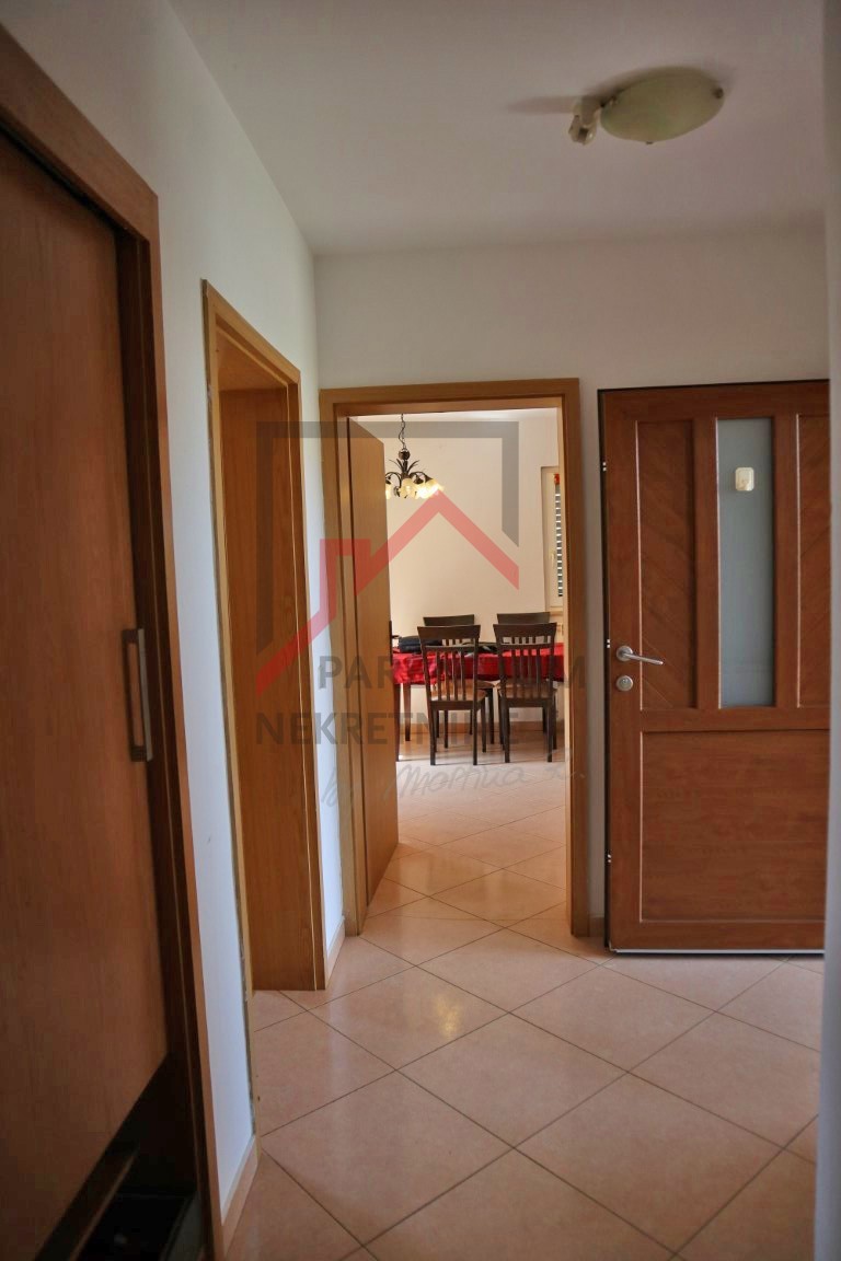Poreč, hiša s 3 stanovanjskimi enotami