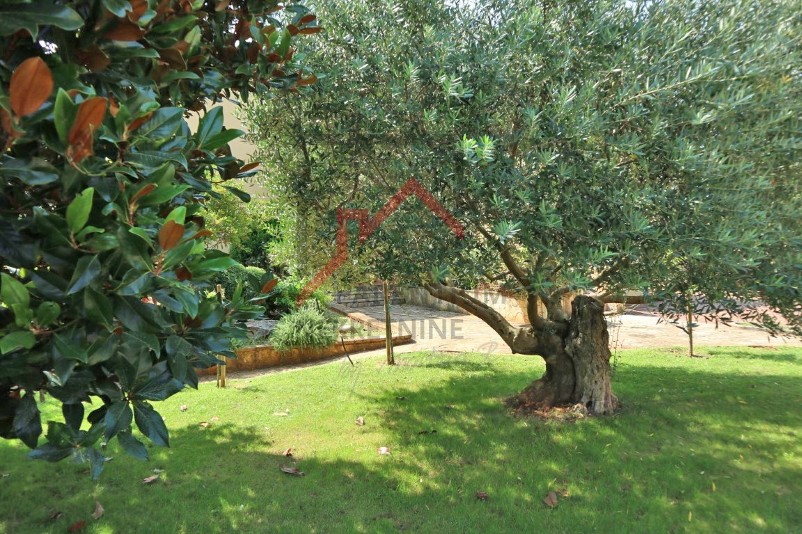 Poreč, hiša s 3 stanovanjskimi enotami