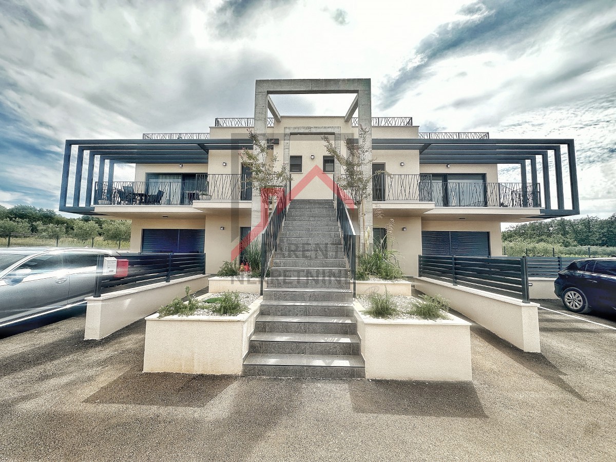 Novogradnja - stanovanje z dvema spalnicama in strešno teraso