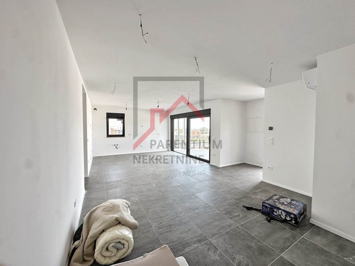 Novogradnja - stanovanje z dvema spalnicama in strešno teraso