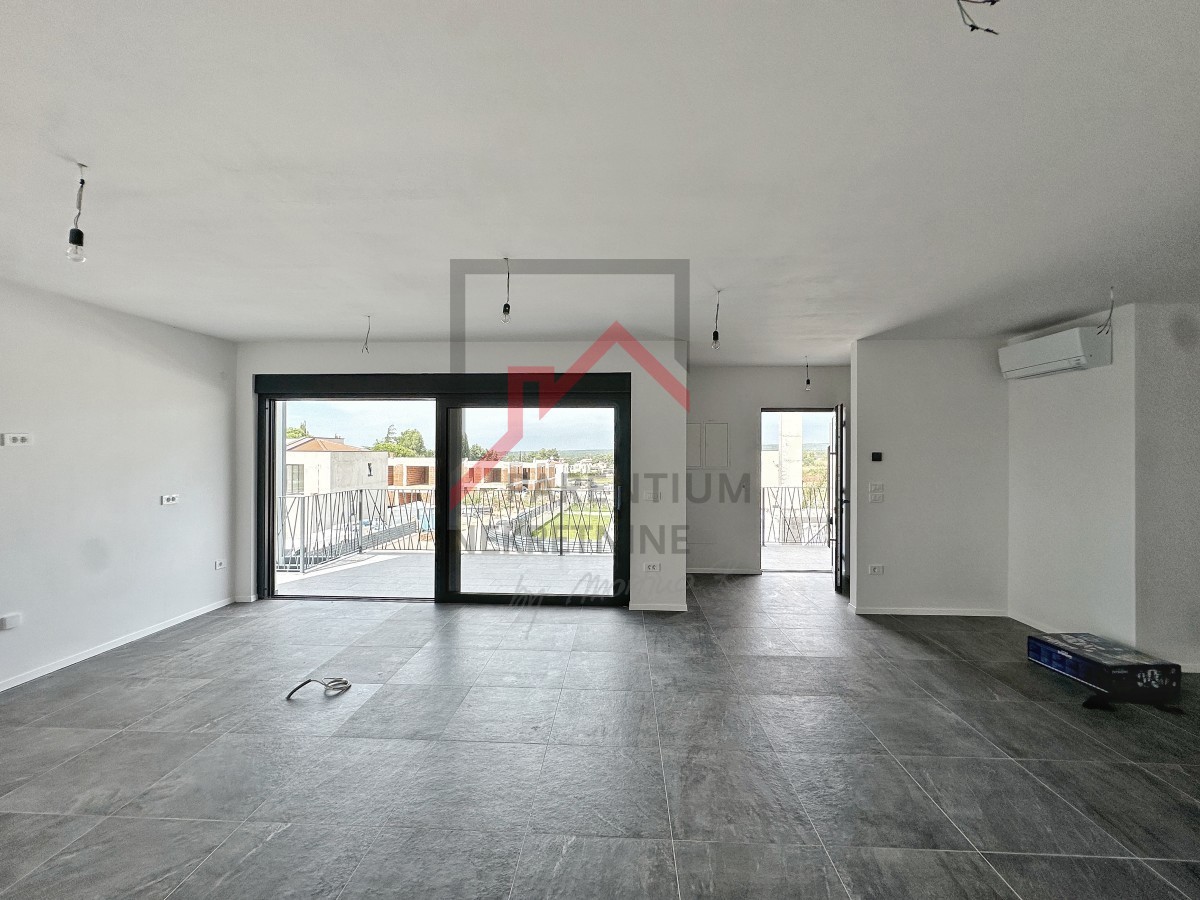 Novogradnja - stanovanje z dvema spalnicama in strešno teraso