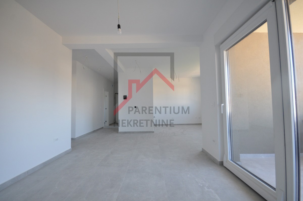 Stanovanje z dvema spalnicama - takoj vseljivo - novogradnja!!