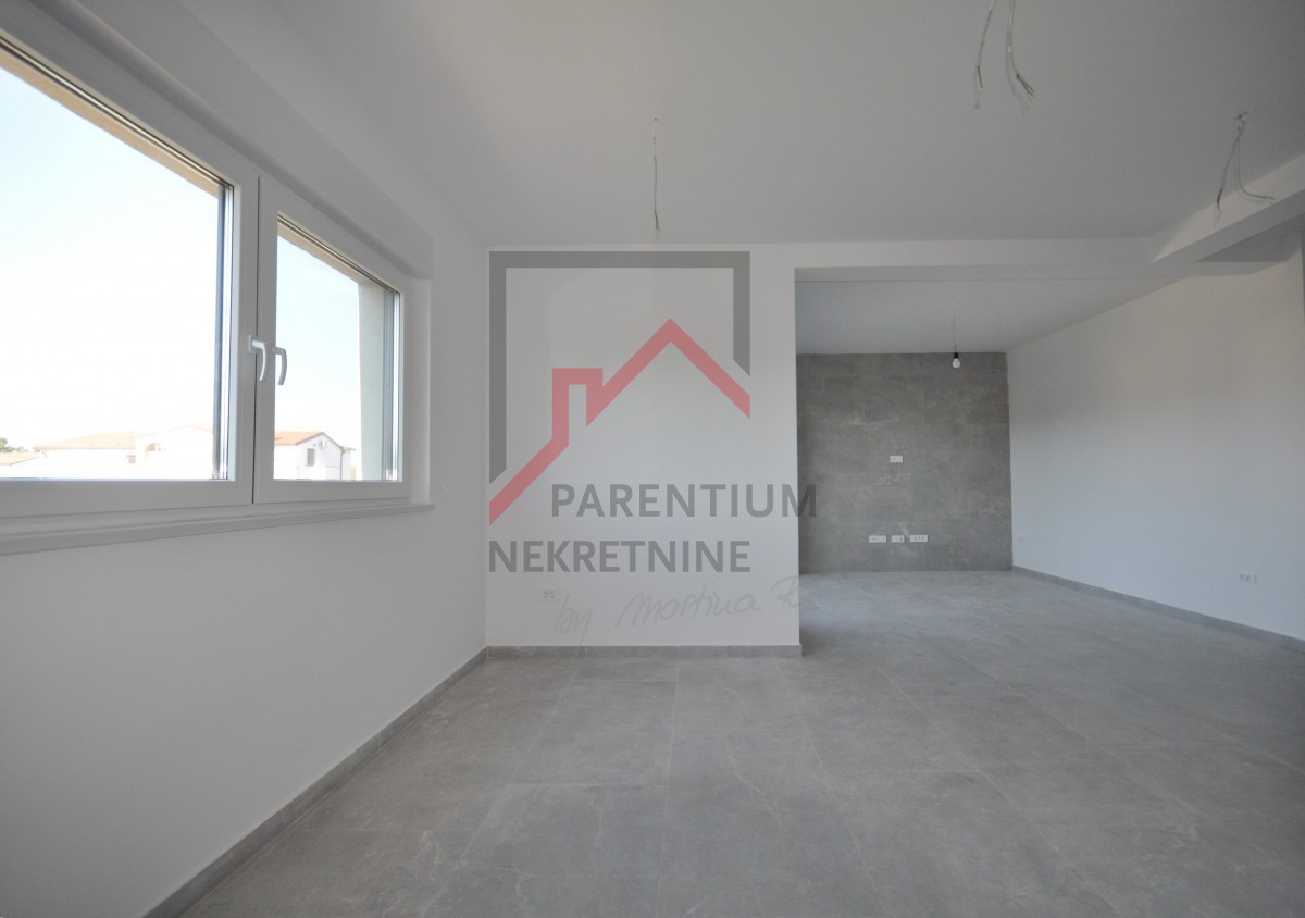 Stanovanje z dvema spalnicama - takoj vseljivo - novogradnja!!