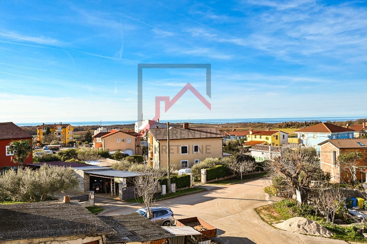 Istra, Novigrad - Obnovljena kamnita hiša s pogledom na morje