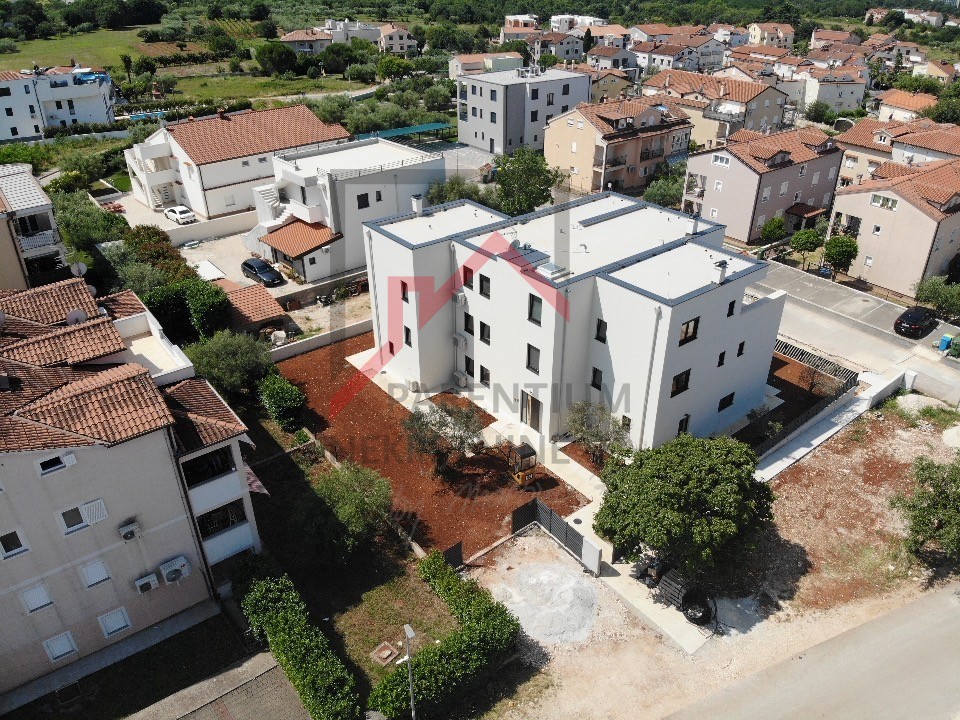 Poreč, Luksuzna Hiša z Bazenom in Pogledom na Morje!