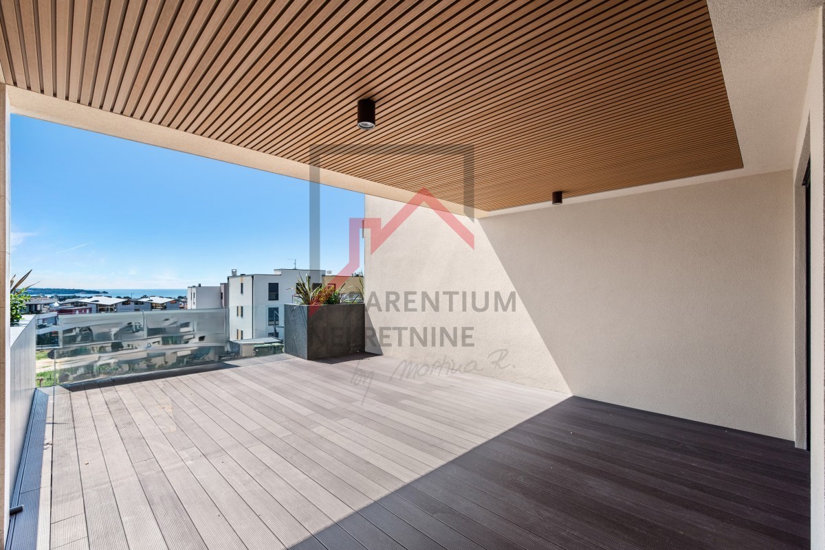 Istra, Novigrad - Stanovanje z razgledom v luksuzni stavbi