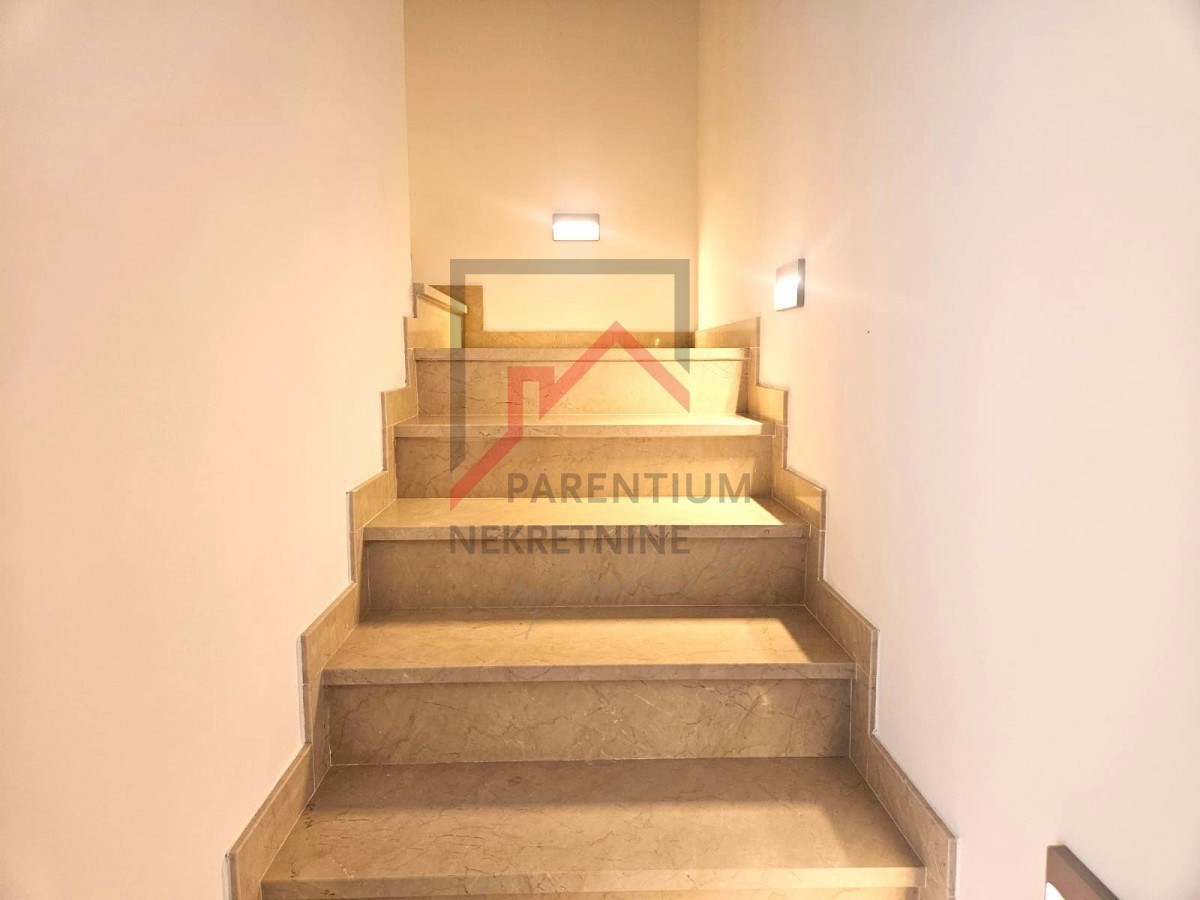 Funtana, odlična priložnost, odlična lokacija - opremljena hiša blizu morja!!!