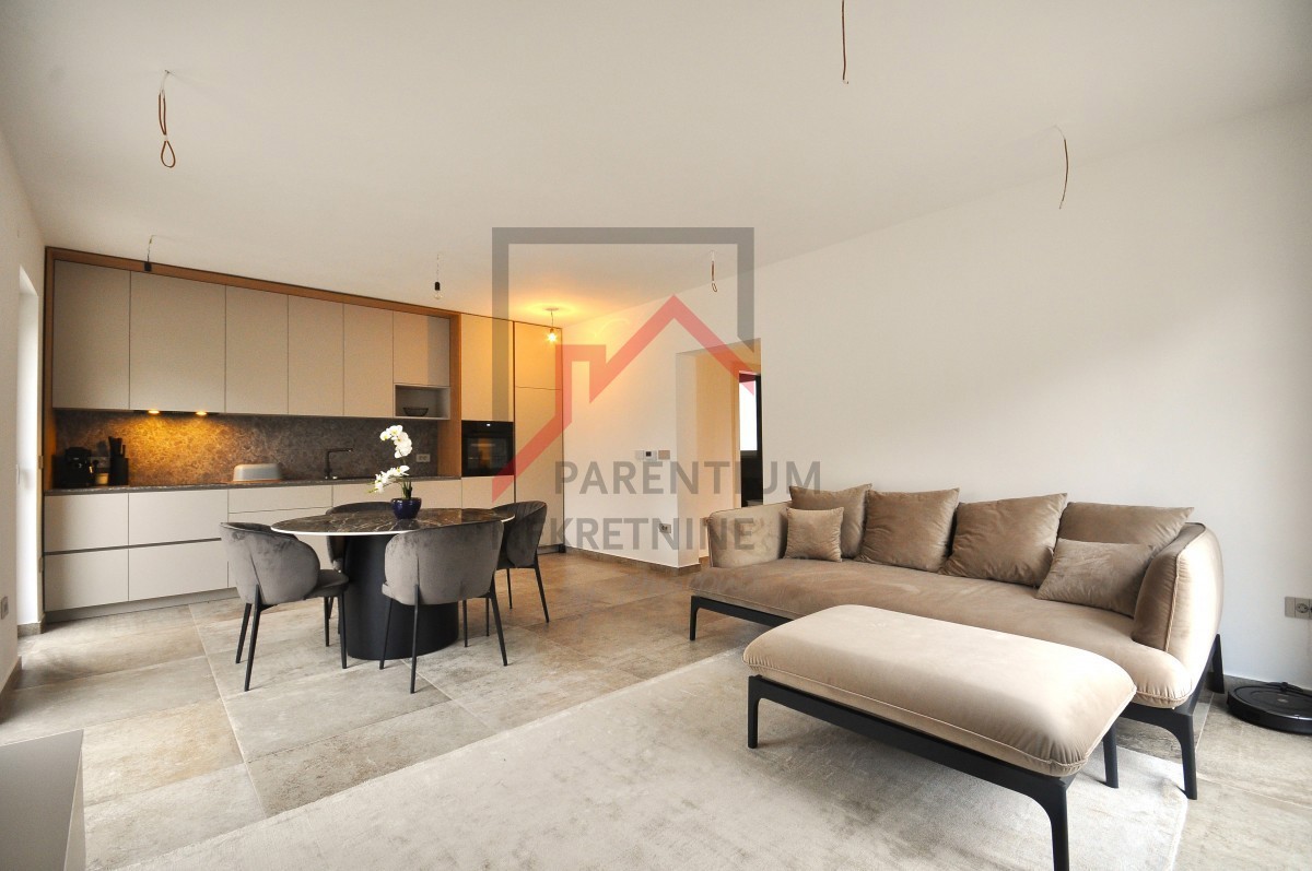 Funtana, odlična priložnost, odlična lokacija - opremljena hiša blizu morja!!!