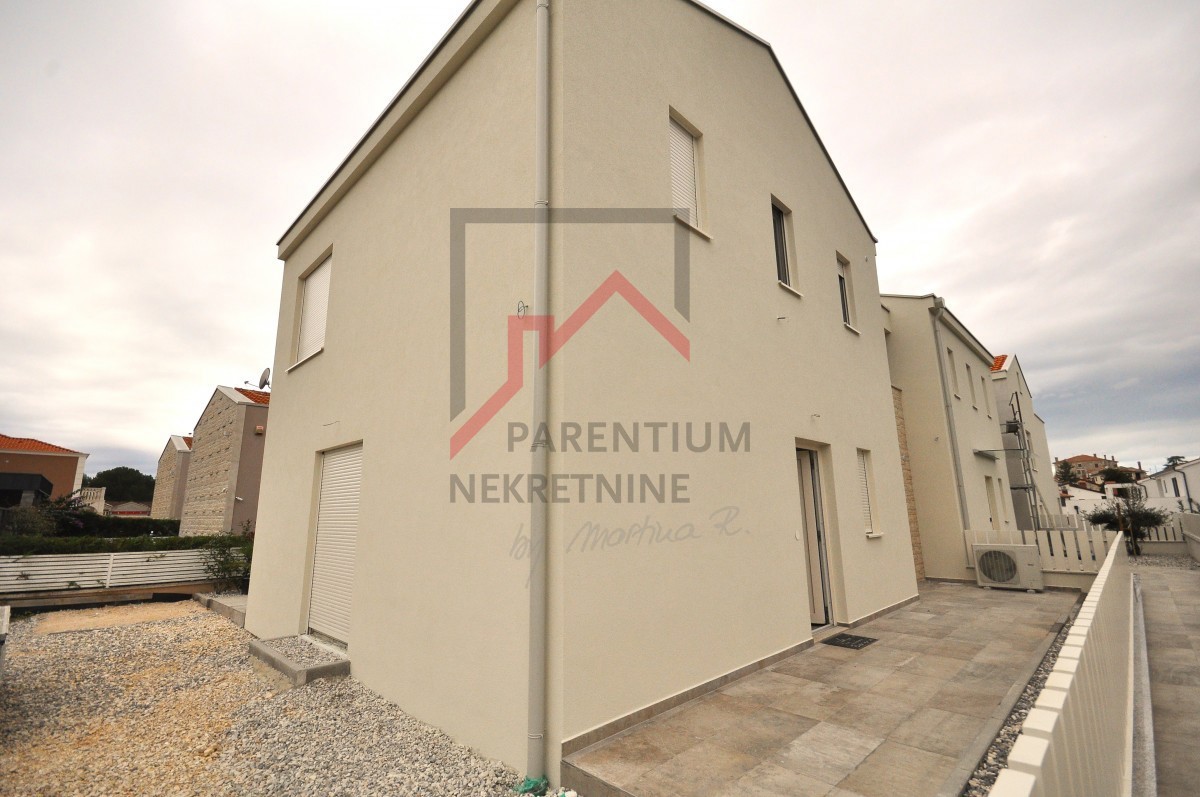 Funtana, odlična priložnost, odlična lokacija - opremljena hiša blizu morja!!!