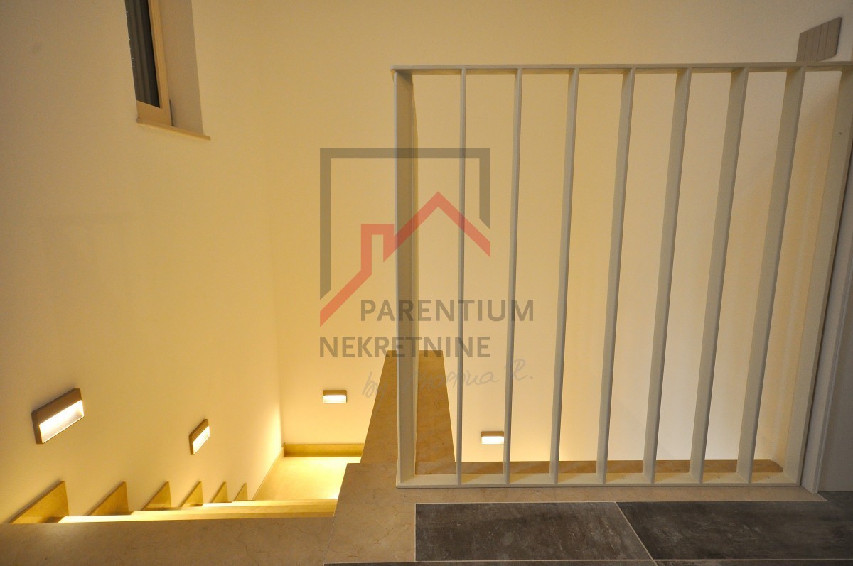 Funtana, odlična priložnost, odlična lokacija - opremljena hiša blizu morja!!!