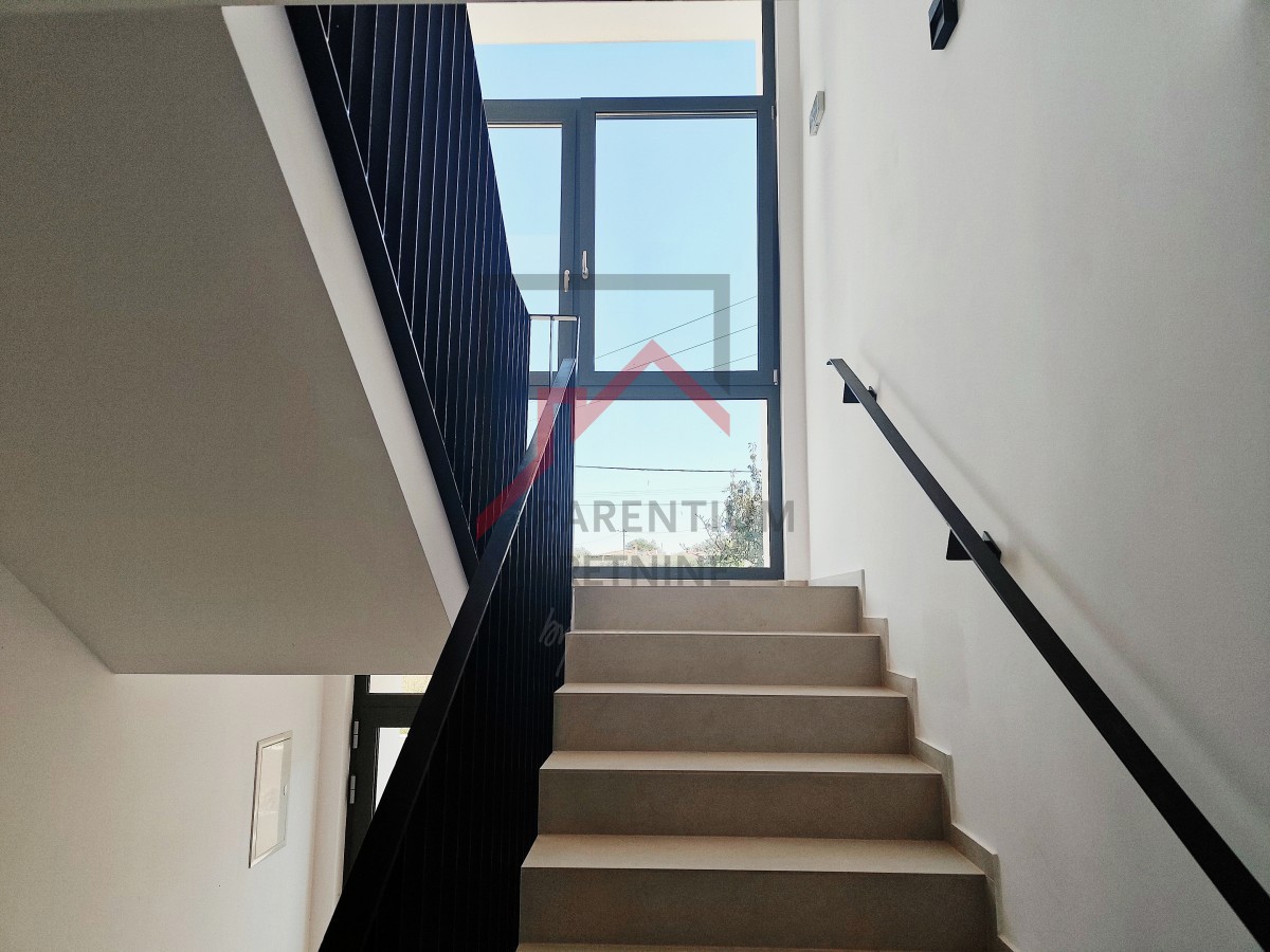 Istra, območje Poreča - Dizajnersko stanovanje s tremi spalnicami in pogledom na morje - novogradnja