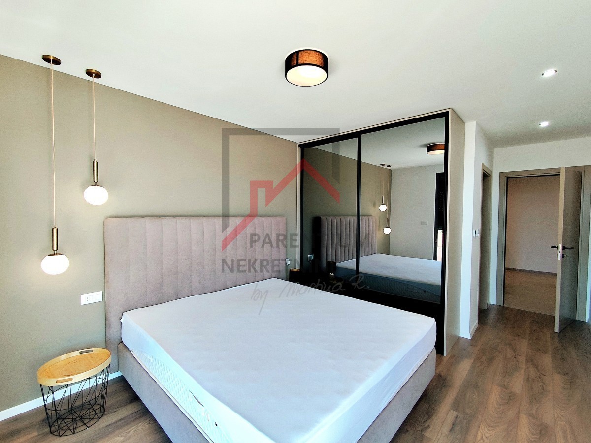 Istra, območje Poreča - Dizajnersko stanovanje s tremi spalnicami in pogledom na morje - novogradnja