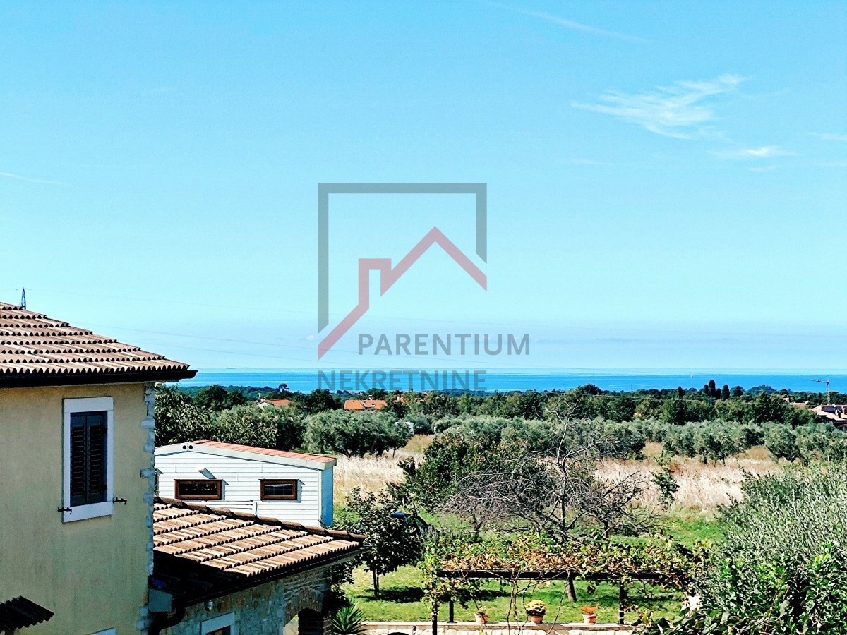 Istra, območje Poreča - Dizajnersko stanovanje s tremi spalnicami in pogledom na morje - novogradnja