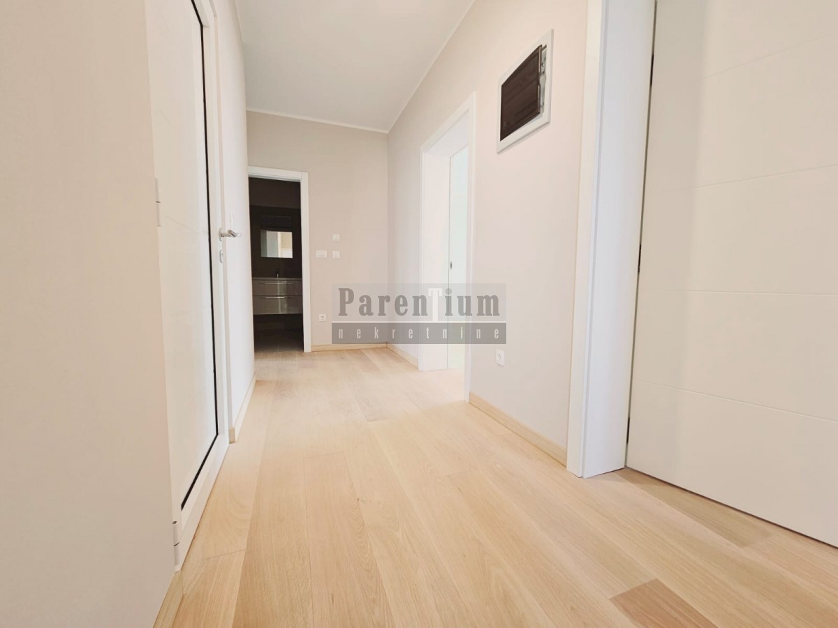 Apartma v prvem nadstropju, nedaleč od morja