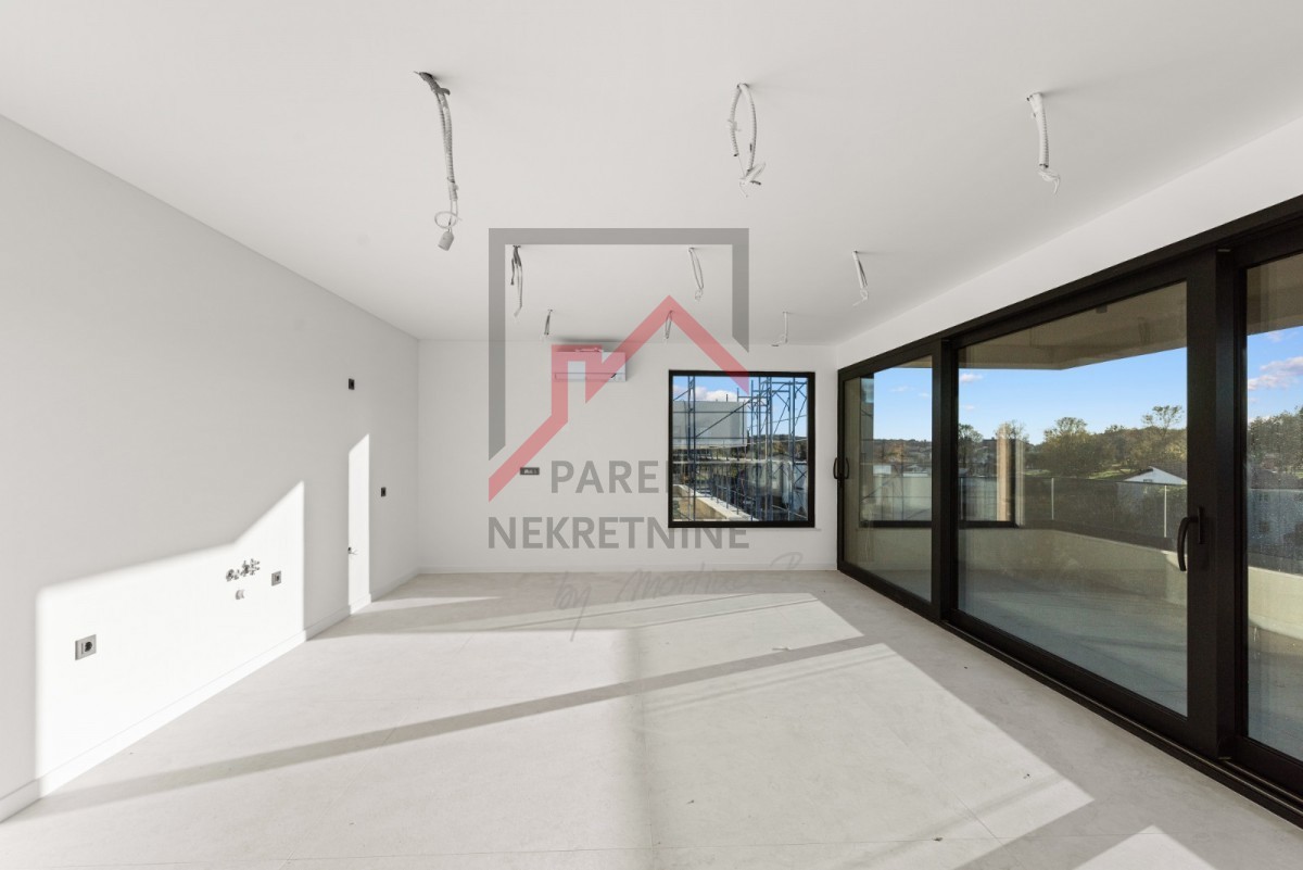 Istra, Poreč - Luksuzni penthouse v drugem nadstropju s pogledom na morje