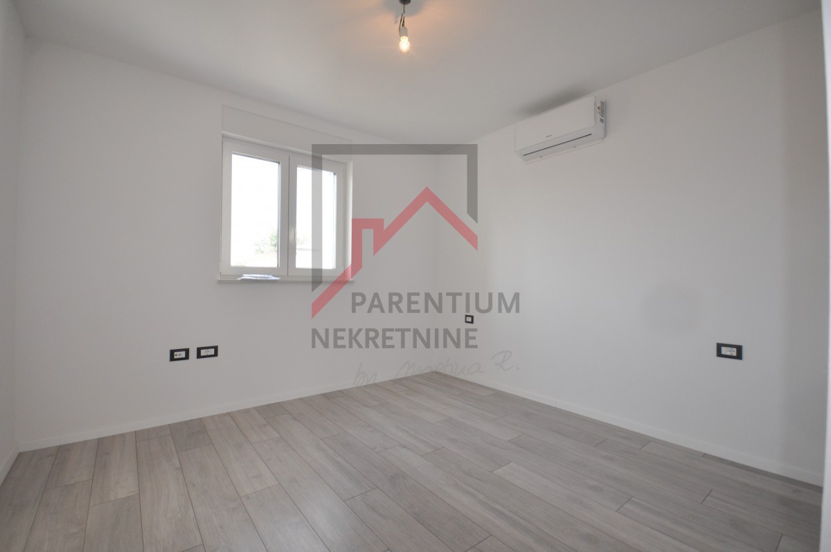 Istra, Poreč - Stanovanje v prvem nadstropju s teraso velikosti 59 m2 - novogradnja!