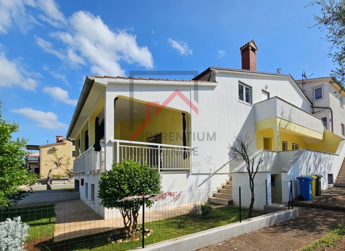 Dva apartmaja, blizu Poreča, ODLIČNA PRILOŽNOST!!!