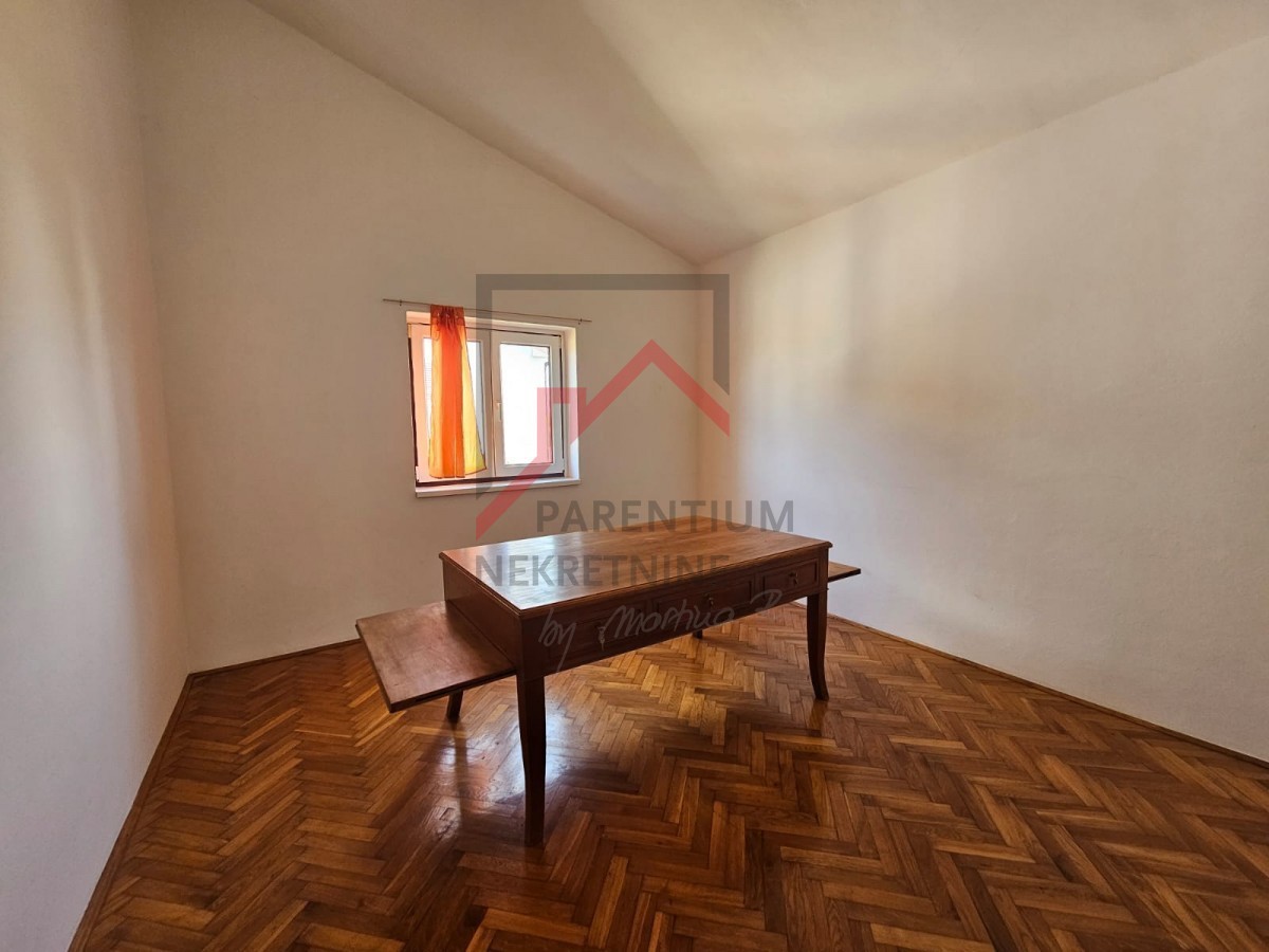 Dva apartmaja, blizu Poreča, ODLIČNA PRILOŽNOST!!!