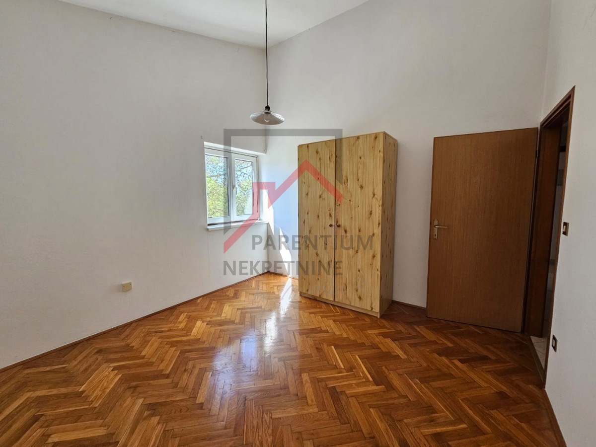 Dva apartmaja, blizu Poreča, ODLIČNA PRILOŽNOST!!!