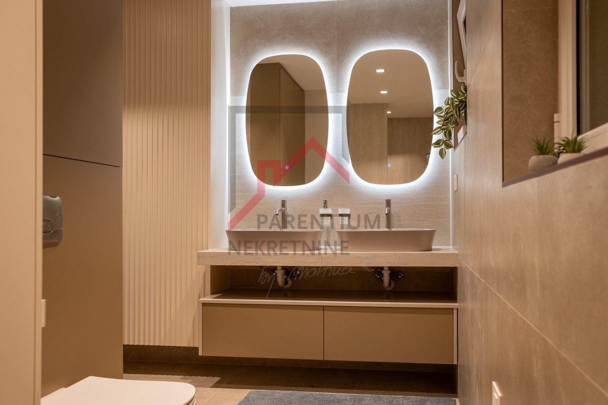 Istra, okolica Poreča – Samostojna hiša na 3.000 m² gradbenega zemljišča