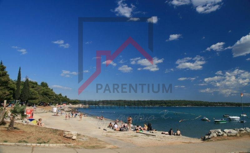 Istra, Novigrad - EKSKLUZIVNO stanovanje v središču mesta s teraso in dvigalom