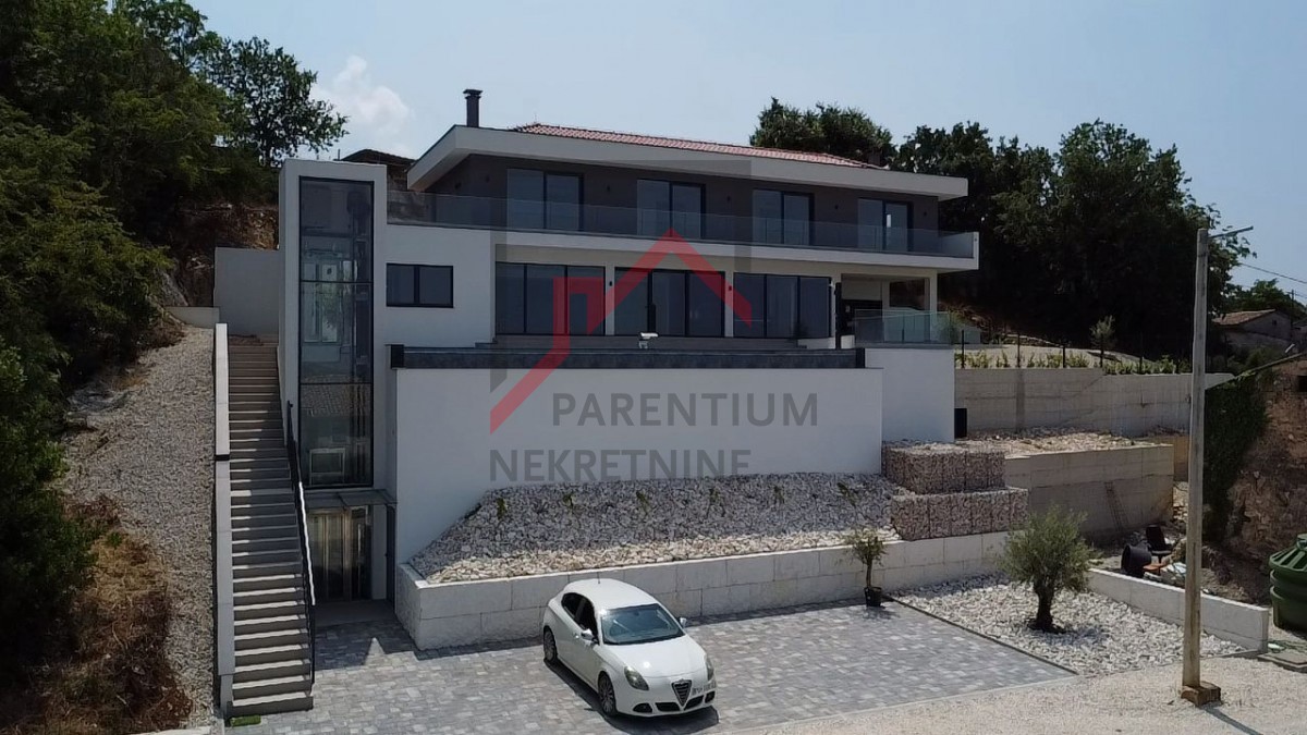 Novozgrajena vila s čudovitim razgledom - razmerje med kakovostjo in ceno!!!