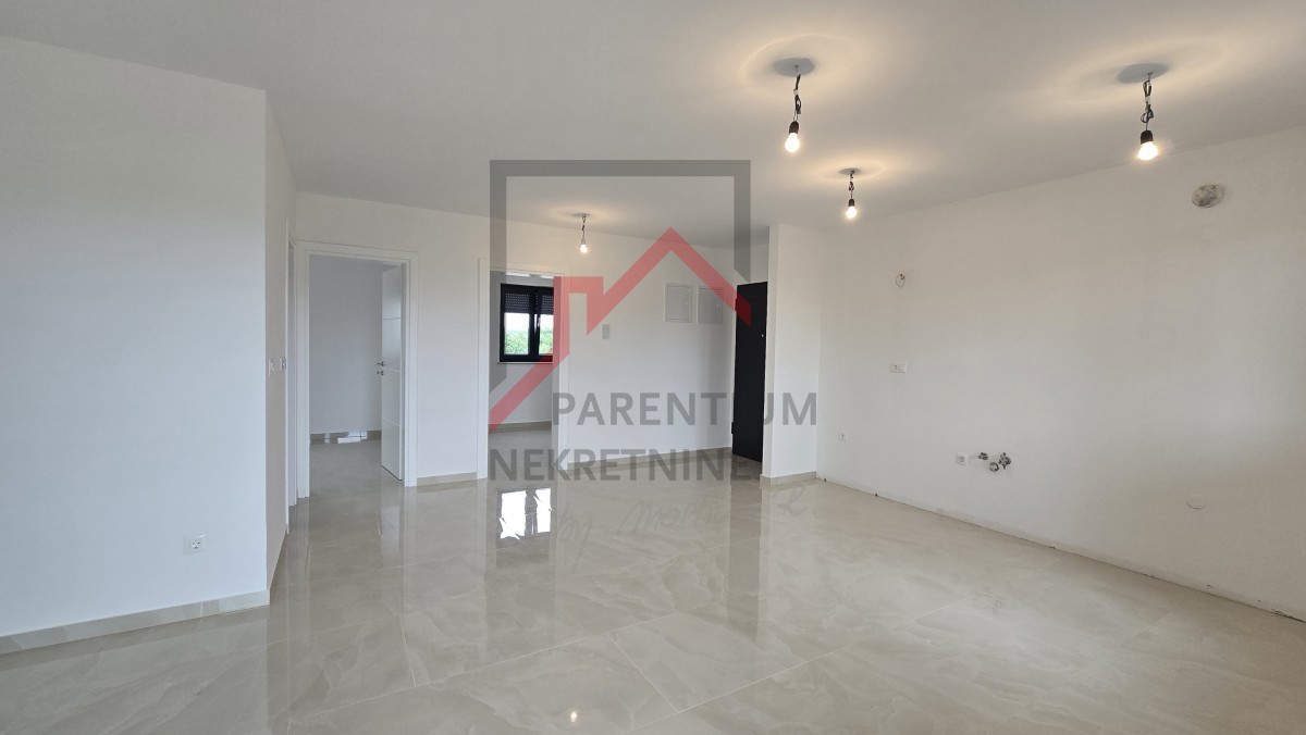 Stanovanje v Taru z dvema spalnicama in talnim ogrevanjem