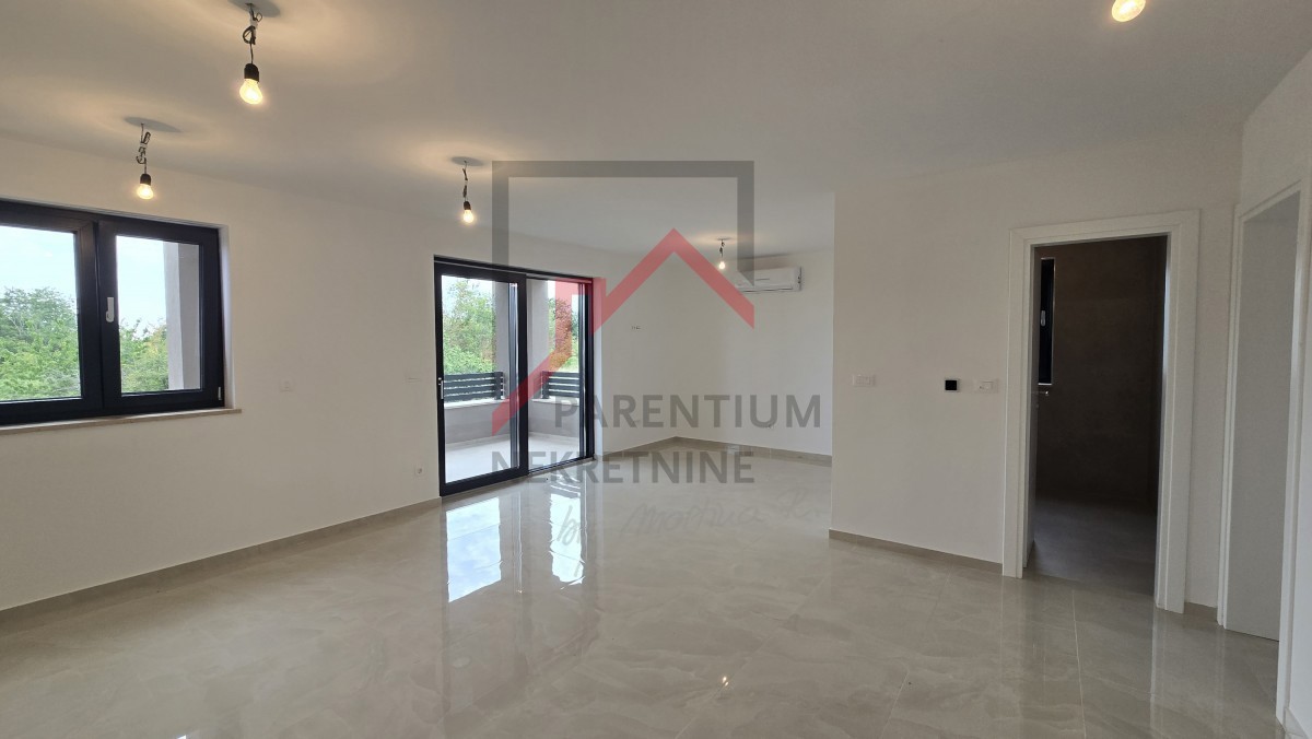 Stanovanje v Taru z dvema spalnicama in talnim ogrevanjem